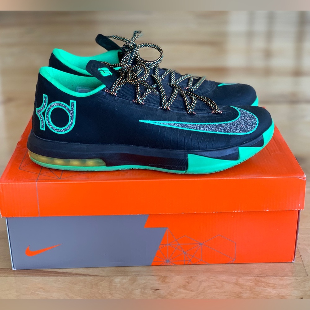 NIKE KD 6 BRAZIL - Kevin Durant (Size 9 - BLACK/MULTI-COLOR-LIGHT LUCID GREEN)